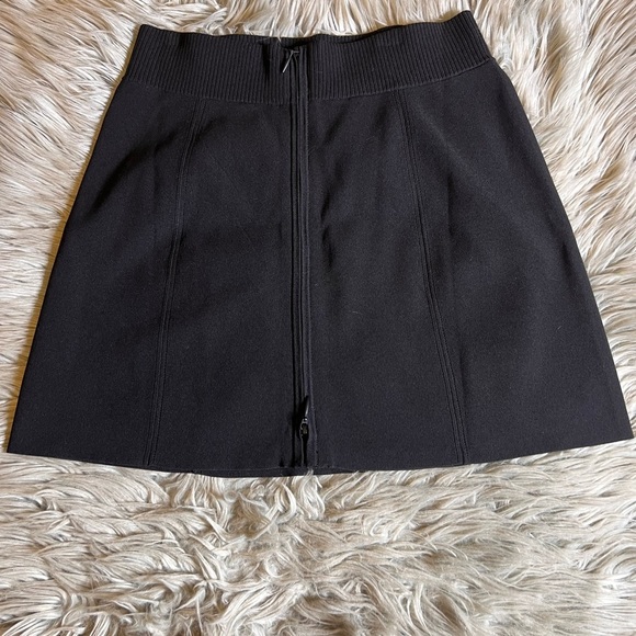 NwOT lululemon ribbed knit mini skirt - Picture 2 of 5